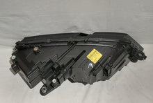 Laden Sie das Bild in den Galerie-Viewer, Frontscheinwerfer Skoda Octavia III 5E1941015F LED Links Scheinwerfer Headlight SCH8132795626uy
