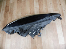 Laden Sie das Bild in den Galerie-Viewer, Frontscheinwerfer Volvo V60 S60 32347004 Links Scheinwerfer Headlight SCH8133001832ka