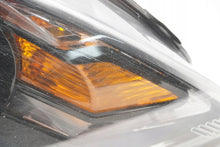 Laden Sie das Bild in den Galerie-Viewer, Frontscheinwerfer Ford Focus 8M51-13D154-CF Rechts Scheinwerfer Headlight SCH8134546571dp