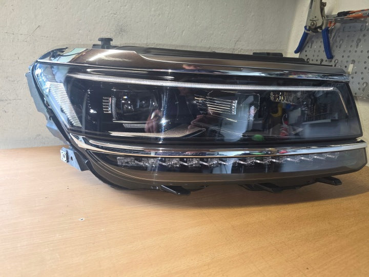 Frontscheinwerfer VW Tiguan 5NN941082C Rechts Scheinwerfer Headlight SCH8141915497lt