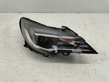 Laden Sie das Bild in den Galerie-Viewer, Frontscheinwerfer Opel Astra 39081892 Ein Satz Scheinwerfer Headlight SCH8142380530md