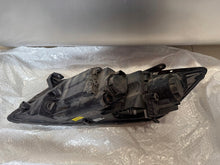 Load image into Gallery viewer, Frontscheinwerfer Kia Optima 92102-2T570 Rechts Scheinwerfer Headlight SCH8144937951tu