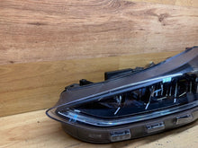 Laden Sie das Bild in den Galerie-Viewer, Frontscheinwerfer Ford Focus 1X7B13E015C Links Scheinwerfer Headlight SCH8145954711yp