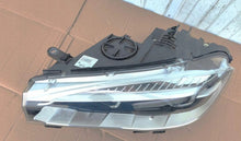 Load image into Gallery viewer, Frontscheinwerfer BMW X5 F15 7424167 Links Scheinwerfer Headlight SCH8146488276ac
