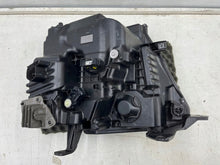 Load image into Gallery viewer, Frontscheinwerfer Ford Ranger N1WB-13E014-EE Rechts Scheinwerfer Headlight SCH8146525266ls