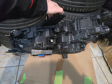 Laden Sie das Bild in den Galerie-Viewer, Frontscheinwerfer Ford LJ8B13E014BE Rechts Scheinwerfer Headlight SCH8152169672ku