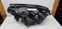 Laden Sie das Bild in den Galerie-Viewer, Frontscheinwerfer BMW 2 G42 8083636 Rechts Scheinwerfer Headlight SCH8152252081ne