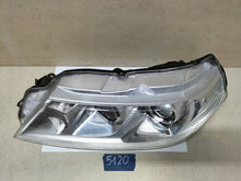 Laden Sie das Bild in den Galerie-Viewer, Frontscheinwerfer Suzuki Vitara I 10018097 Links Scheinwerfer Headlight SCH8155115766bj