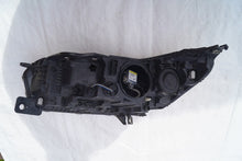 Laden Sie das Bild in den Galerie-Viewer, Frontscheinwerfer Citroën C5 III 89905354 Rechts Scheinwerfer Headlight SCH8159470155pt