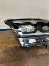 Laden Sie das Bild in den Galerie-Viewer, Frontscheinwerfer Dodge Durango 68433783AE Links Scheinwerfer Headlight SCH8160975459tb