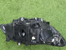 Laden Sie das Bild in den Galerie-Viewer, Frontscheinwerfer BMW 2 F22 F23 87386859-01 Links Scheinwerfer Headlight SCH8161761815dr