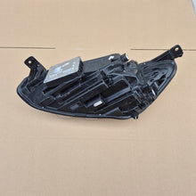 Laden Sie das Bild in den Galerie-Viewer, Frontscheinwerfer Ford Focus MX7B-13E01EB LED Rechts Scheinwerfer Headlight SCH8162820327zb