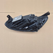 Laden Sie das Bild in den Galerie-Viewer, Frontscheinwerfer Ford Focus MX7B-13E01EB LED Rechts Scheinwerfer Headlight SCH8162820327zb