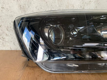 Load image into Gallery viewer, Frontscheinwerfer Skoda Fabia III 6V1941016B Rechts Scheinwerfer Headlight SCH8167036262vw