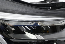 Load image into Gallery viewer, Frontscheinwerfer Renault Captur II 260104900R LED Rechts Scheinwerfer Headlight SCH8177560997ov
