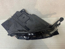 Laden Sie das Bild in den Galerie-Viewer, Frontscheinwerfer Skoda Kamiq 658941015 LED Links Scheinwerfer Headlight SCH8178467180ue