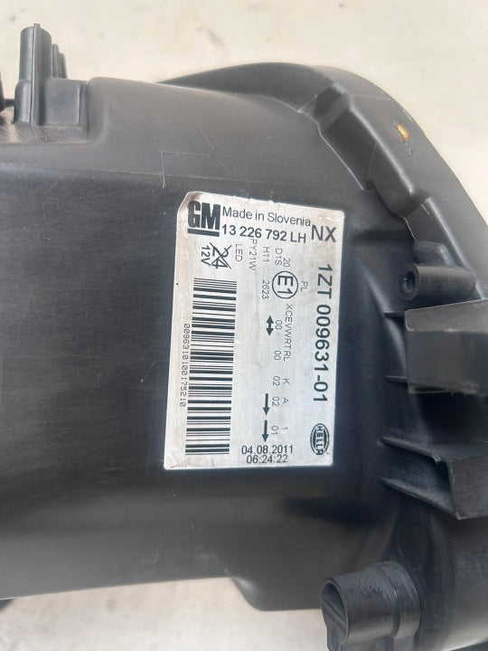 Frontscheinwerfer Opel Insignia A 13226792 Xenon Links Scheinwerfer Headlight SCH8181578160hz