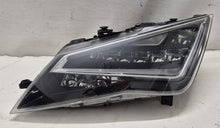 Laden Sie das Bild in den Galerie-Viewer, Frontscheinwerfer Seat Leon 5F1941007A Links Scheinwerfer Headlight SCH8189681679jm