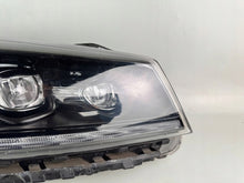 Load image into Gallery viewer, Frontscheinwerfer Kia Sorento I 92102-C5530 Rechts Scheinwerfer Headlight SCH8194465232bg