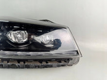 Load image into Gallery viewer, Frontscheinwerfer Kia Sorento I 92102-C5530 Rechts Scheinwerfer Headlight SCH8194465232bg
