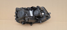 Load image into Gallery viewer, Frontscheinwerfer VW T5 7E5941015B Links Scheinwerfer Headlight SCH8195649219mi