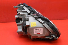 Laden Sie das Bild in den Galerie-Viewer, Frontscheinwerfer Mercedes-Benz W203 A2038203761 Links Scheinwerfer Headlight SCH8200913380qd