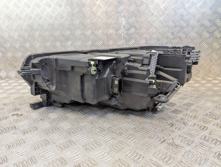 Frontscheinwerfer Skoda Octavia IV 5E4941036 Rechts Scheinwerfer Headlight SCH8201903496py