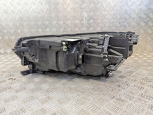 Laden Sie das Bild in den Galerie-Viewer, Frontscheinwerfer Skoda Octavia IV 5E4941036 Rechts Scheinwerfer Headlight SCH8201903496py
