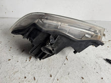 Laden Sie das Bild in den Galerie-Viewer, Frontscheinwerfer Nissan Navara D40 Pathfinder I R51 260105X10B Rechts Headlight SCH8204705213tp