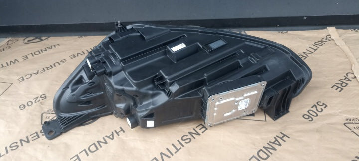 Frontscheinwerfer Ford Focus MX7B-13E014-EB Rechts Scheinwerfer Headlight SCH8210707582ed