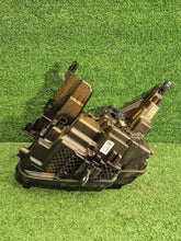 Laden Sie das Bild in den Galerie-Viewer, Frontscheinwerfer Skoda 5LB941036 LED Rechts Scheinwerfer Headlight SCH8213424269yw