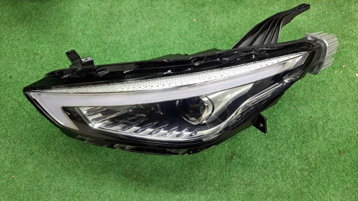 Frontscheinwerfer Mg Zs 11275385MGZS Links Scheinwerfer Headlight SCH8216085493ue