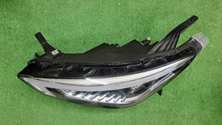 Frontscheinwerfer Mg Zs 11275385MGZS Links Scheinwerfer Headlight SCH8216085493ue