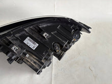 Laden Sie das Bild in den Galerie-Viewer, Frontscheinwerfer VW Transporter 7E1941036A LED Rechts Scheinwerfer Headlight SCH8216597840tz