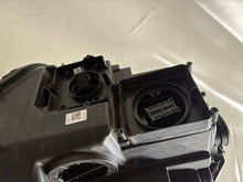 Laden Sie das Bild in den Galerie-Viewer, Frontscheinwerfer VW Transporter 7E1941036A LED Rechts Scheinwerfer Headlight SCH8216597840tz