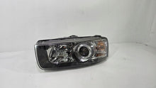 Laden Sie das Bild in den Galerie-Viewer, Frontscheinwerfer Chevrolet Captiva 12145321736 Links Scheinwerfer Headlight SCH8219111625nl
