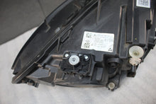 Laden Sie das Bild in den Galerie-Viewer, Frontscheinwerfer Mercedes-Benz Cla A1189068300 Links Scheinwerfer Headlight SCH8221720379lk