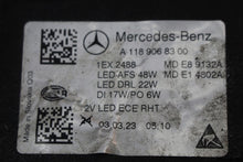 Laden Sie das Bild in den Galerie-Viewer, Frontscheinwerfer Mercedes-Benz Cla A1189068300 Links Scheinwerfer Headlight SCH8221720379lk