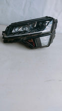 Laden Sie das Bild in den Galerie-Viewer, Frontscheinwerfer Skoda Karoq 57B941015D LED Links Scheinwerfer Headlight SCH8222956107ee