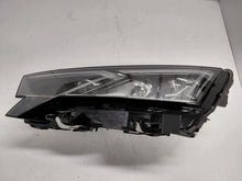 Load image into Gallery viewer, Frontscheinwerfer Skoda Octavia IV 5E4941035 Links Scheinwerfer Headlight SCH8225058912oh
