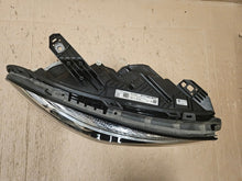 Laden Sie das Bild in den Galerie-Viewer, Frontscheinwerfer Mercedes-Benz Cla A1178206861 Rechts Scheinwerfer Headlight SCH8226771297co