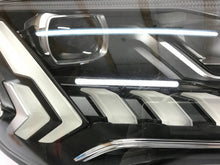 Laden Sie das Bild in den Galerie-Viewer, Frontscheinwerfer Audi Q7 4M0941040C Rechts Scheinwerfer Headlight SCH8232750927pa