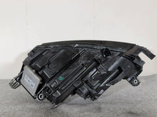 Laden Sie das Bild in den Galerie-Viewer, Frontscheinwerfer Skoda Octavia IV 5E4941016A LED Rechts Scheinwerfer Headlight SCH8233506463xb