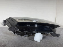 Laden Sie das Bild in den Galerie-Viewer, Frontscheinwerfer Skoda Octavia IV 5E4941016A LED Rechts Scheinwerfer Headlight SCH8233506463xb