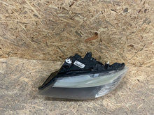 Load image into Gallery viewer, Frontscheinwerfer BMW 3 E91 E90 7202573-04 Links Scheinwerfer Headlight SCH8240020703aw