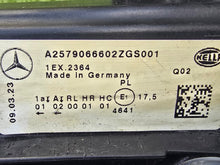 Laden Sie das Bild in den Galerie-Viewer, Frontscheinwerfer Mercedes-Benz Cls A2579066602Z Rechts Scheinwerfer Headlight SCH8246207616qg