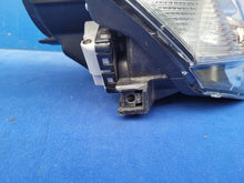 Laden Sie das Bild in den Galerie-Viewer, Frontscheinwerfer Toyota Avensis H279GR-DE Rechts Scheinwerfer Headlight SCH8250811898zk