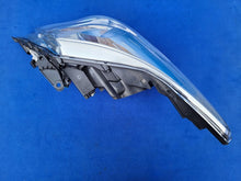 Laden Sie das Bild in den Galerie-Viewer, Frontscheinwerfer Toyota Avensis H279GR-DE Rechts Scheinwerfer Headlight SCH8250811898zk