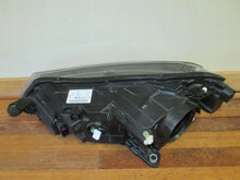 Load image into Gallery viewer, Frontscheinwerfer Skoda Superb III 3V1941016B Xenon Rechts Headlight SCH8260441261be