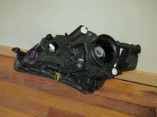 Load image into Gallery viewer, Frontscheinwerfer Skoda Superb III 3V1941016B Xenon Rechts Headlight SCH8260441261be